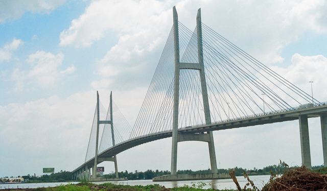 Cầu Mỹ Thuận – Cây cầu đẹp nhất Vĩnh Long