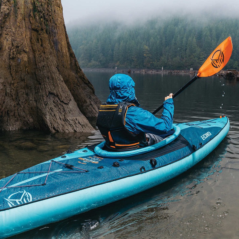 Chèo thuyền kayak là gì? Những điều cần biết khi chèo thuyền kayak - Travelgear Blog