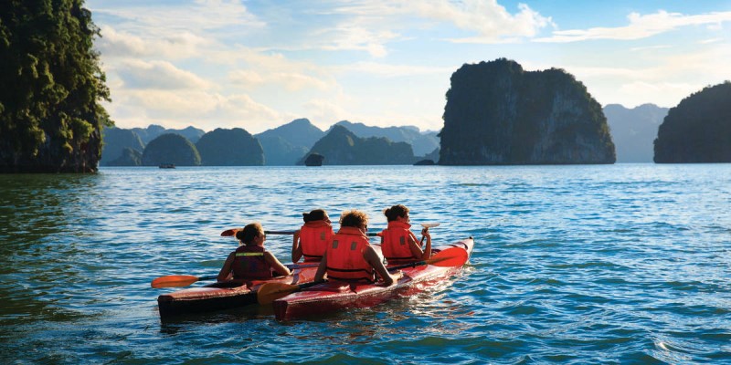 Chèo thuyền kayak là gì? Những điều cần biết khi chèo thuyền kayak - Travelgear Blog